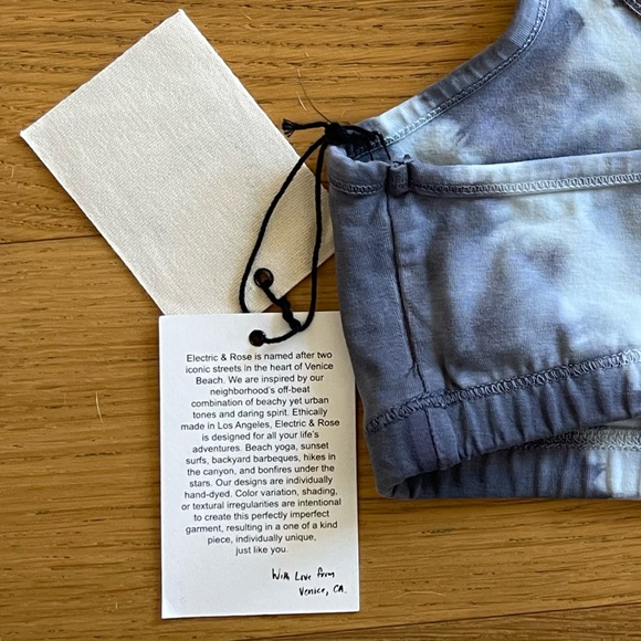 NWT Anthropologie Electric & Rose Sports Bra in Tie-Dye SILVERLAKE BLUE/SKY Sz S - Picture 8 of 8
